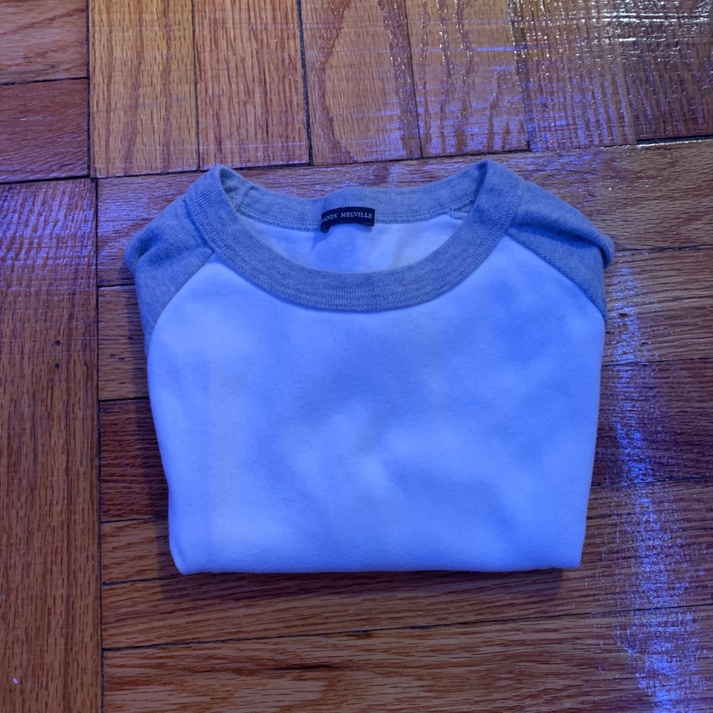 Brandy Melville white cropped shirt w